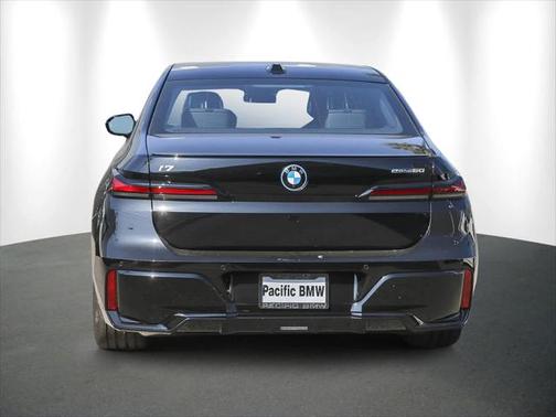 2025 BMW i7 eDrive50