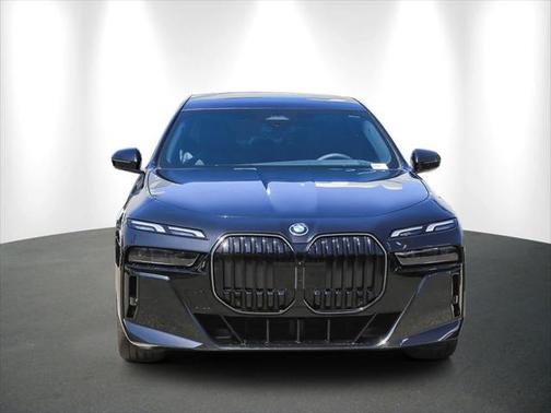 2025 BMW i7 xDrive60