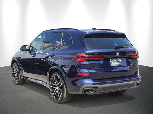 Tanzanite Blue II Metallic 2026 BMW X5 M60i
