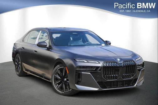 2026 BMW 760 760i xDrive