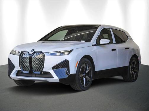2025 BMW iX xDrive50
