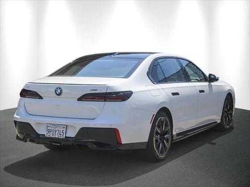 2025 BMW i7 eDrive50