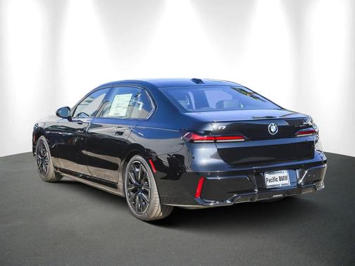 2026 BMW i7 xDrive60