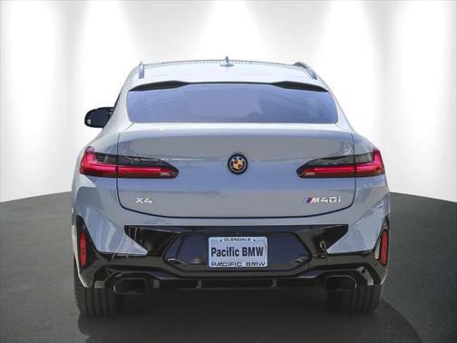 2022 BMW X4 M40i