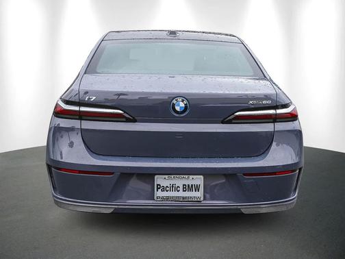 2025 BMW i7 xDrive60