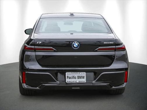 2025 BMW i7 eDrive50