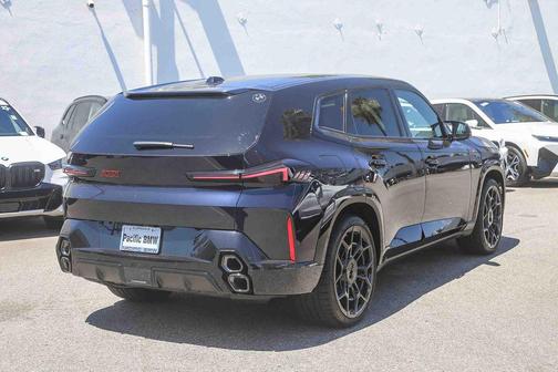 Carbon Black Metallic 2026 BMW XM Label