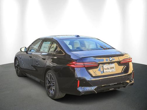 2026 BMW 530 530i