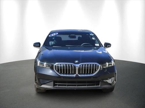 2025 BMW 530 i