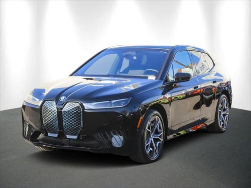 2025 BMW iX xDrive50