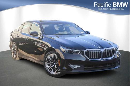 2025 BMW 530 530i