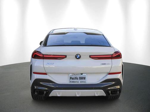 2026 BMW X6 xDrive40i
