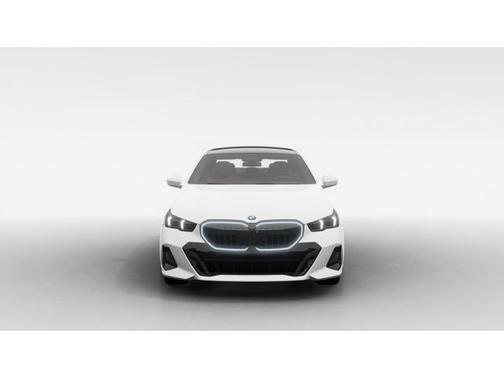 2026 BMW 550e xDrive