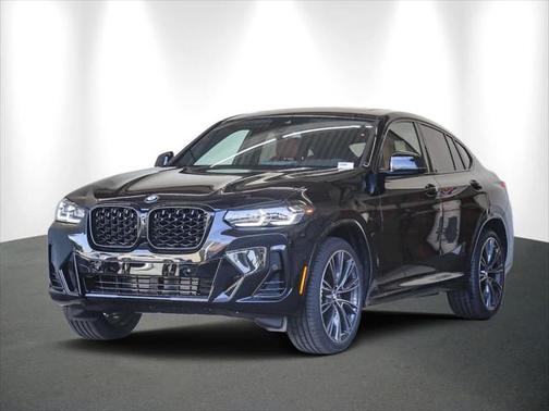 2025 BMW X4 xDrive30i