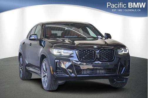 2025 BMW X4 xDrive30i