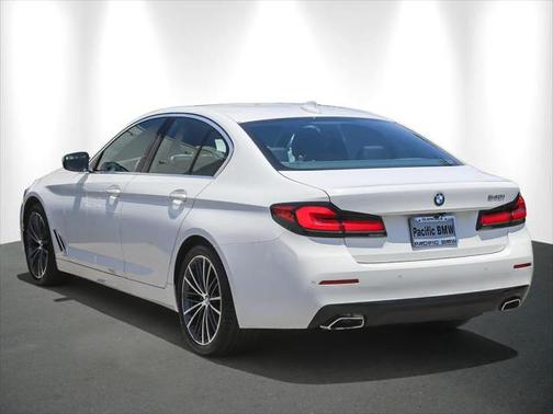 2022 BMW 540 i