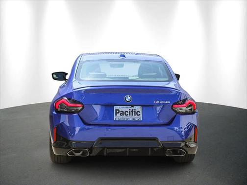 2024 BMW M240 i