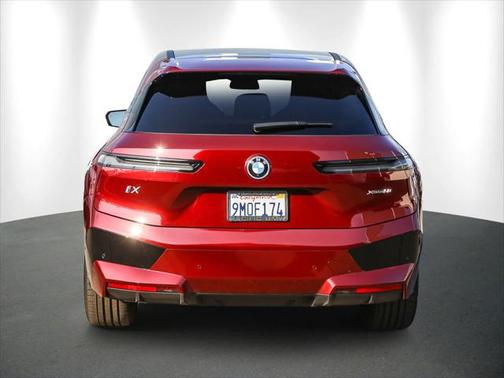 2025 BMW iX xDrive50