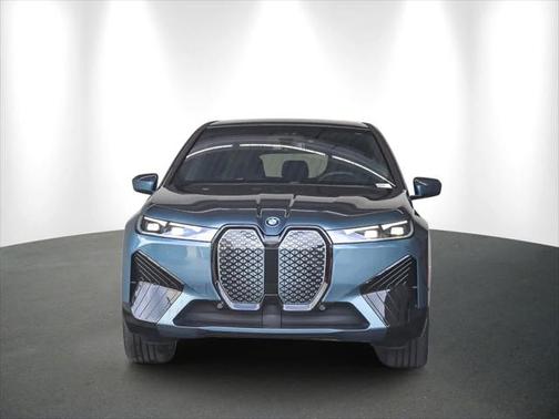 2025 BMW iX xDrive50