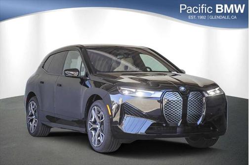 2025 BMW iX xDrive50