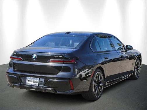 2025 BMW i7 eDrive50