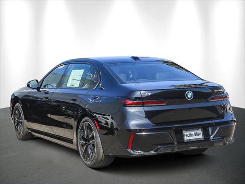 2025 BMW i7 eDrive50