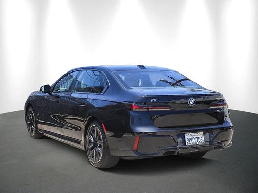 2025 BMW i7 eDrive50