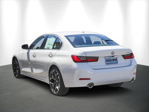2025 BMW 330 i