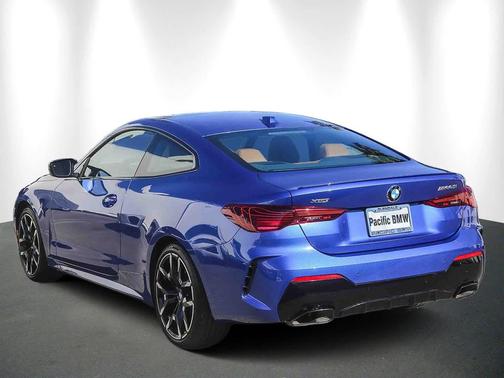 2025 BMW M440 i xDrive
