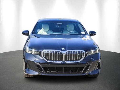 2025 BMW i5 eDrive40