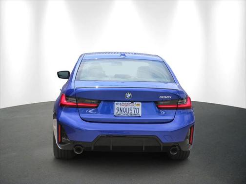 2025 BMW 330 i