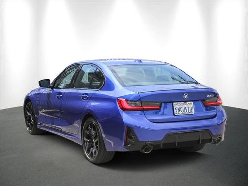2025 BMW 330 i
