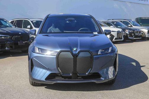 Arctic Race Blue Metallic 2026 BMW iX xDrive45