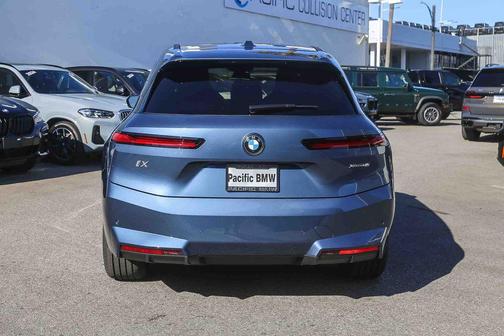 Arctic Race Blue Metallic 2026 BMW iX xDrive45