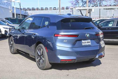 Arctic Race Blue Metallic 2026 BMW iX xDrive45
