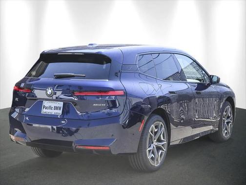 2026 BMW iX xDrive45