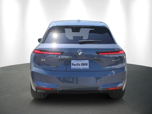 2026 BMW iX xDrive45