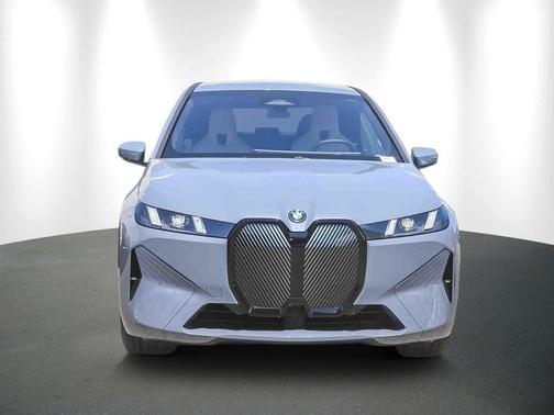 2026 BMW iX xDrive45