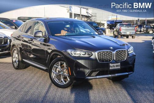2023 BMW X4 xDrive30i