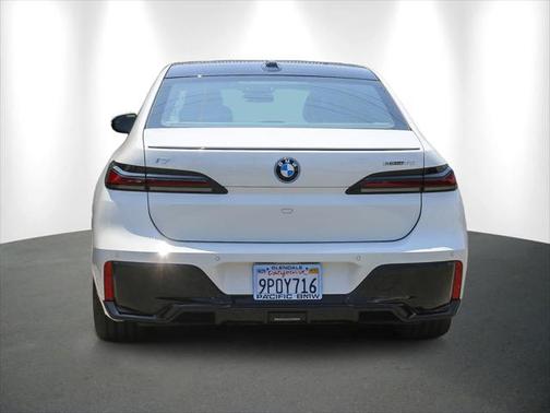 2025 BMW i7 eDrive50