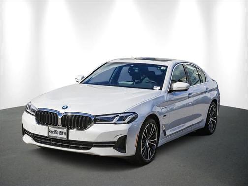 2022 BMW 530e Base