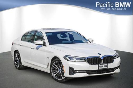 2022 BMW 530e Base