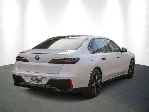 2024 BMW i7 eDrive50