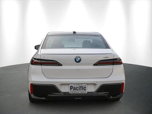 2024 BMW i7 eDrive50