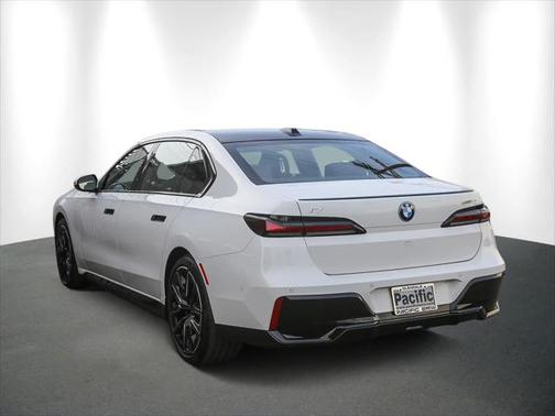 2024 BMW i7 eDrive50