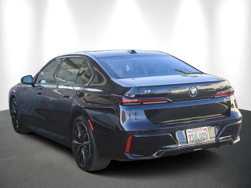 2025 BMW i7 xDrive60