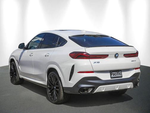 Alpine White 2027 BMW X6 xDrive40i