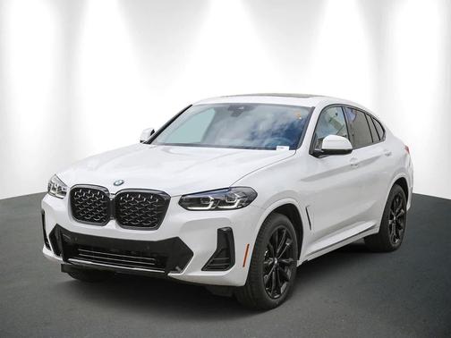 2025 BMW X4 xDrive30i