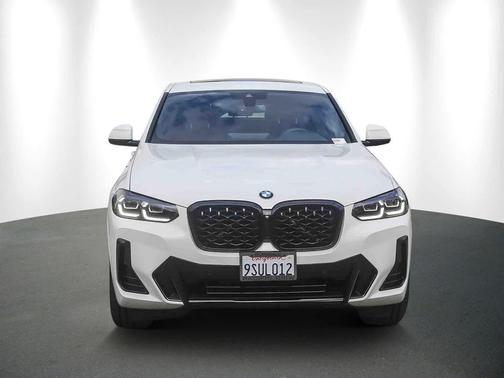 2025 BMW X4 xDrive30i