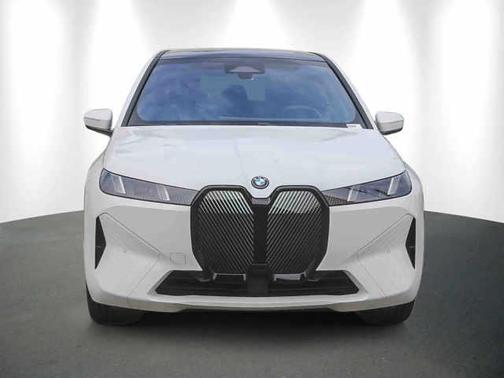 2026 BMW iX xDrive60